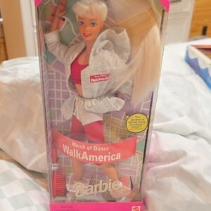 Barbie WalkAmerica Doll in Red and Gray